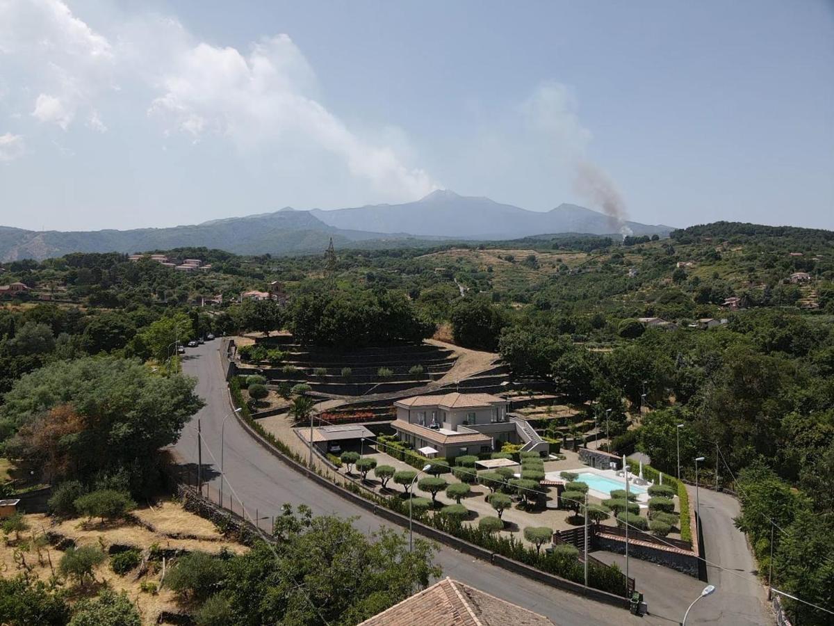 Aparthotel Il Casale Di Monacella Santa Venerina Exterior foto